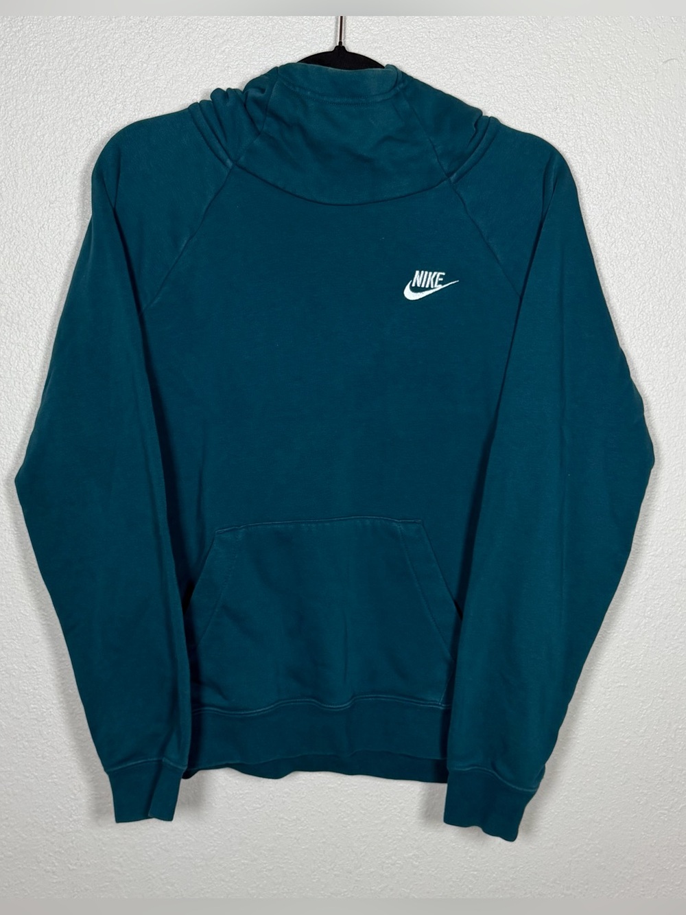 Nike Women’s M Teal Funnel Neck Fleece Lined Embroidered Logo Hoodie Athleisure